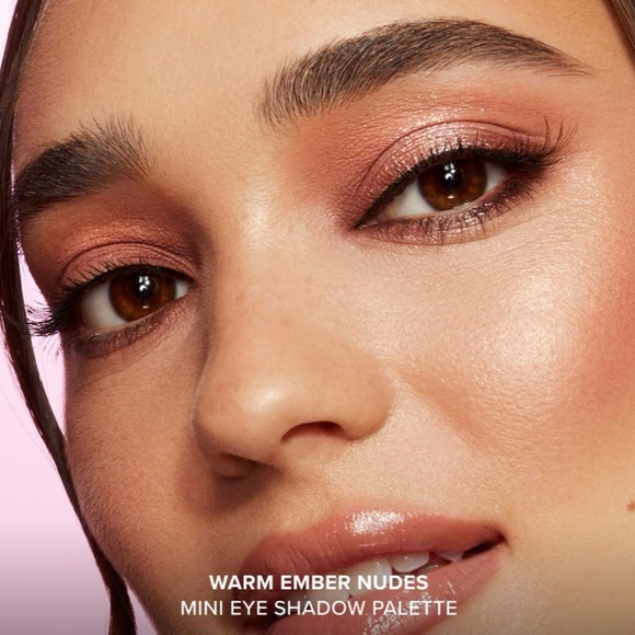 Too faced born this way warm ember nudes mini eyeshadow palette - Picture 5 of 7